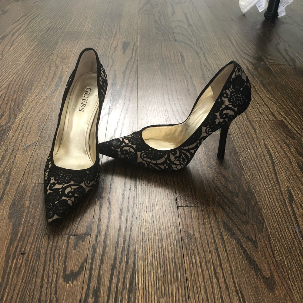 Beautiful black lace Guess heels